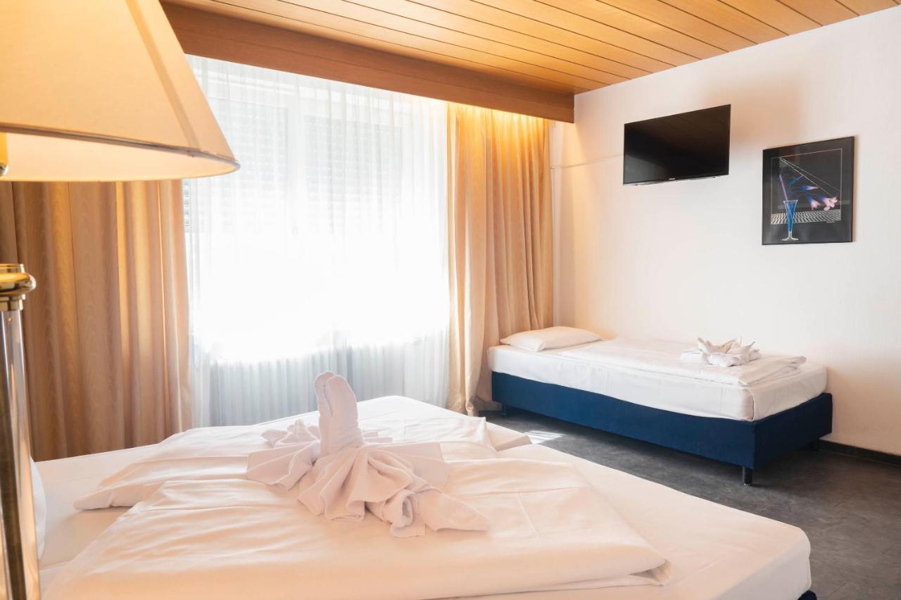 Hotel Astoria Stuttgart City Exterior photo