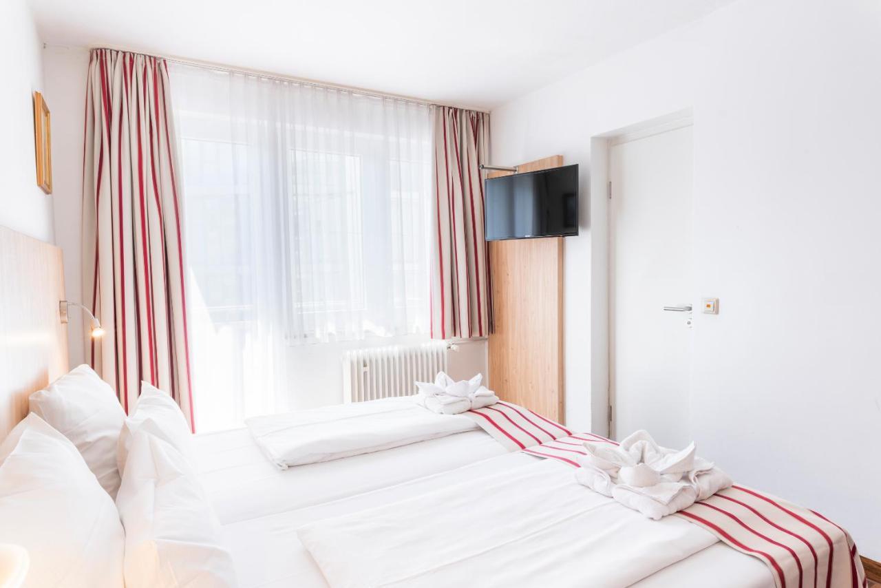 Hotel Astoria Stuttgart City Exterior photo