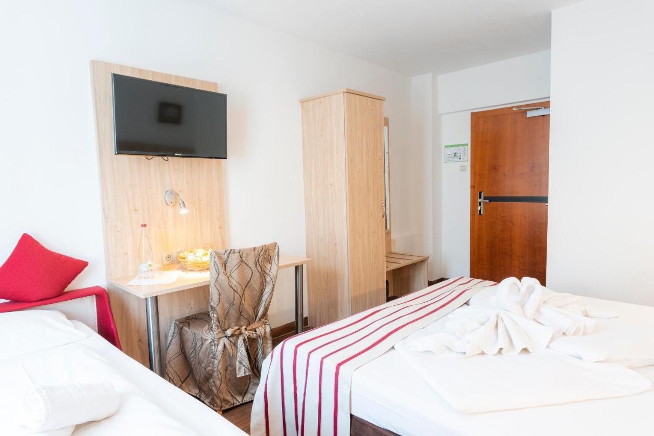 Hotel Astoria Stuttgart City Exterior photo