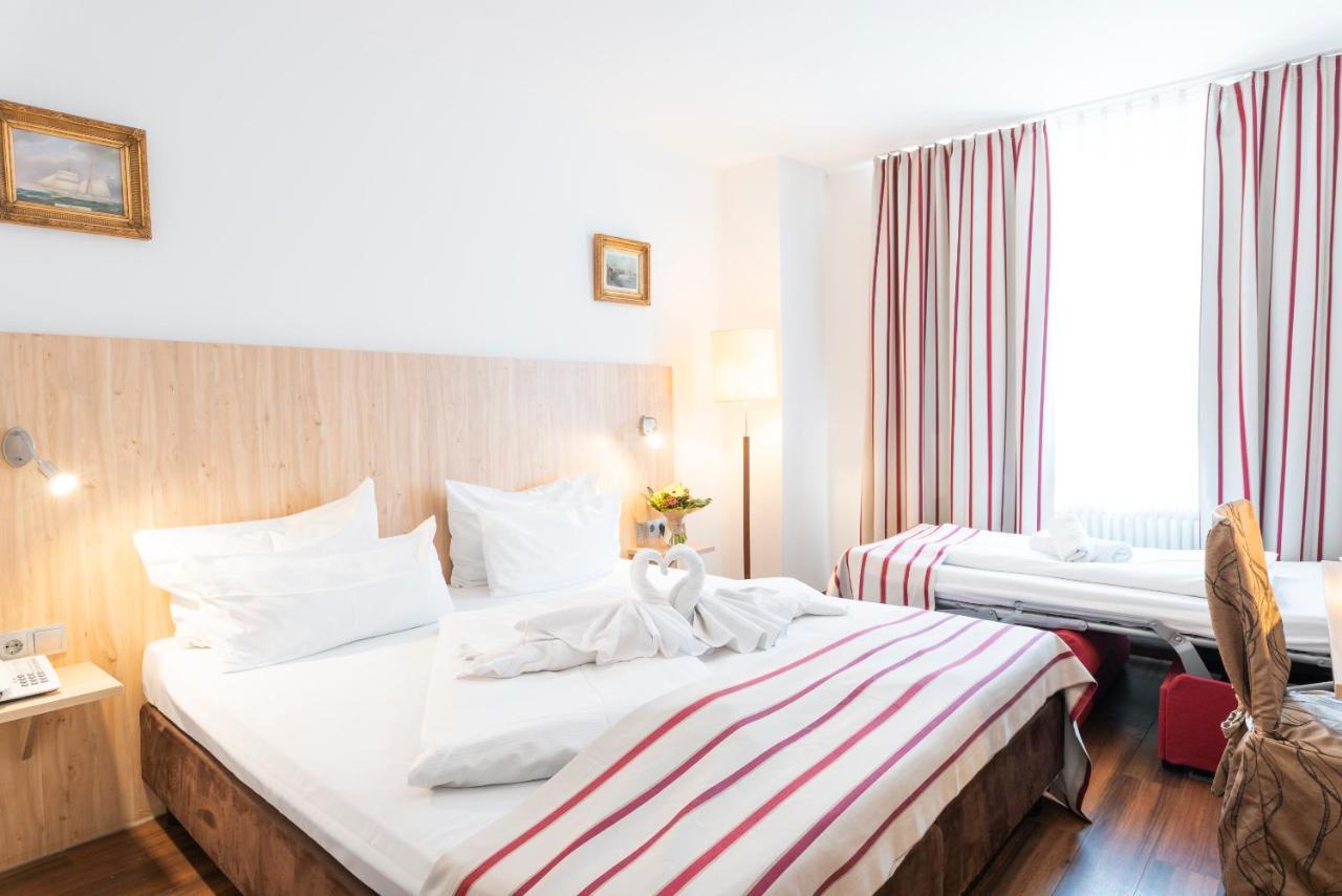 Hotel Astoria Stuttgart City Exterior photo