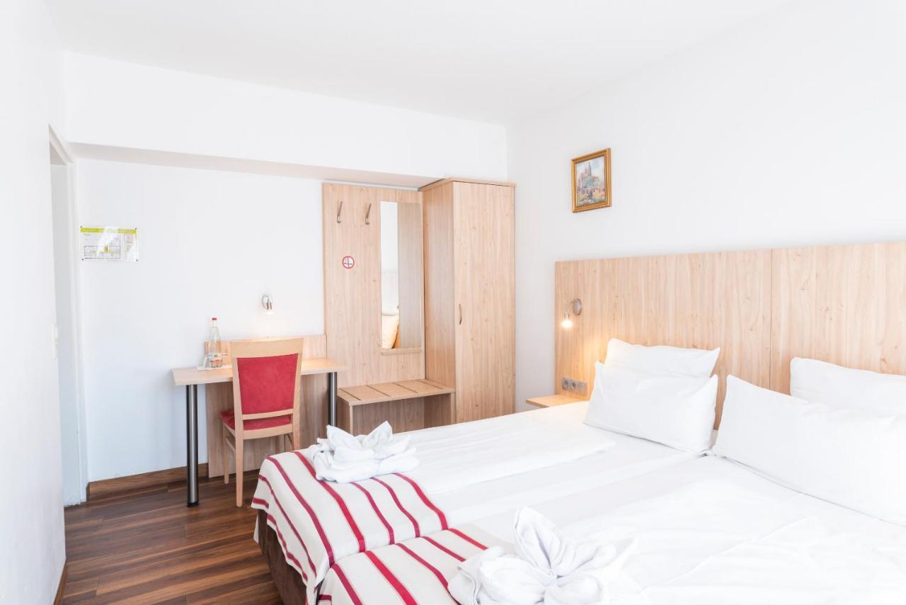Hotel Astoria Stuttgart City Exterior photo