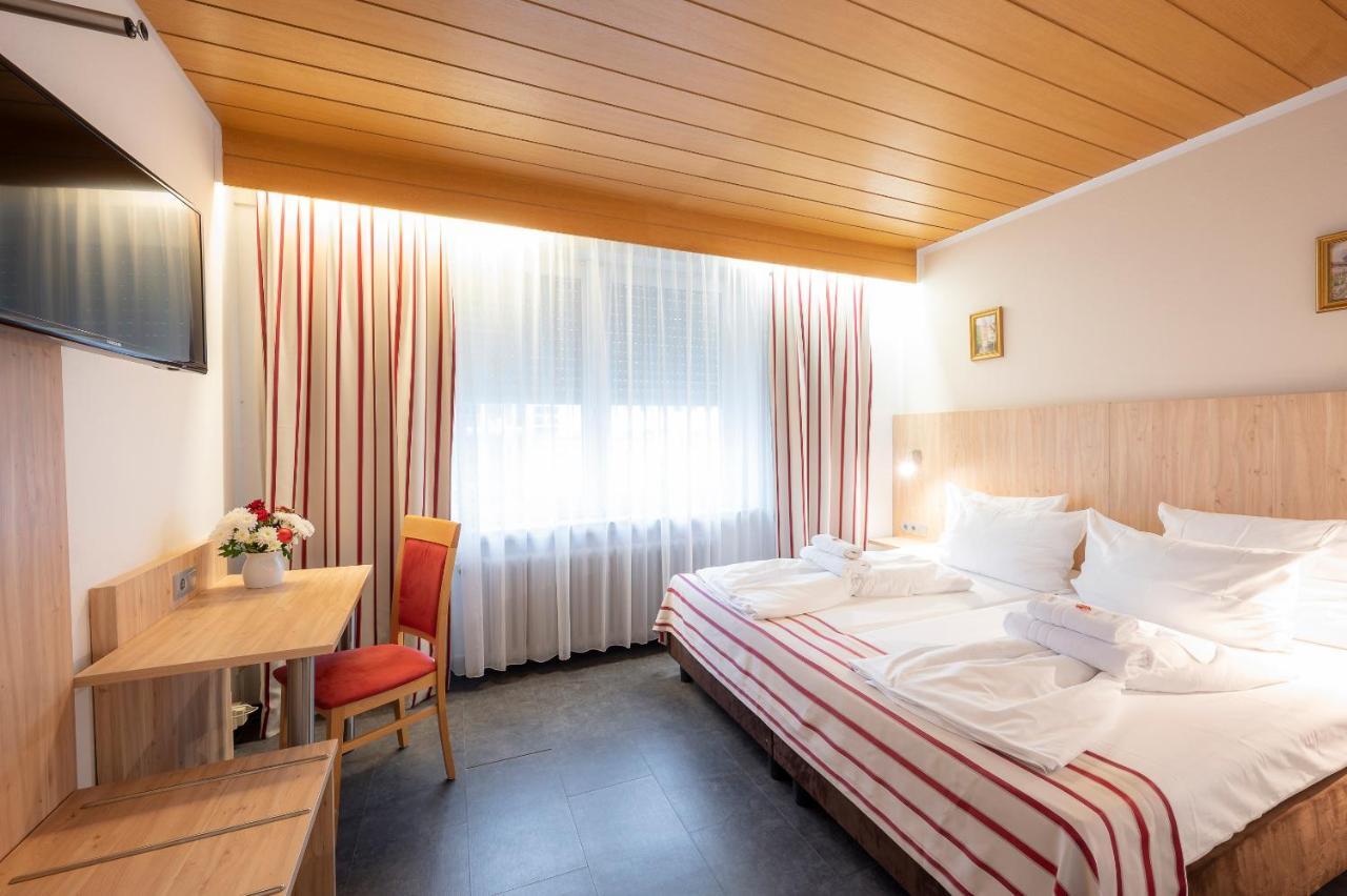 Hotel Astoria Stuttgart City Exterior photo