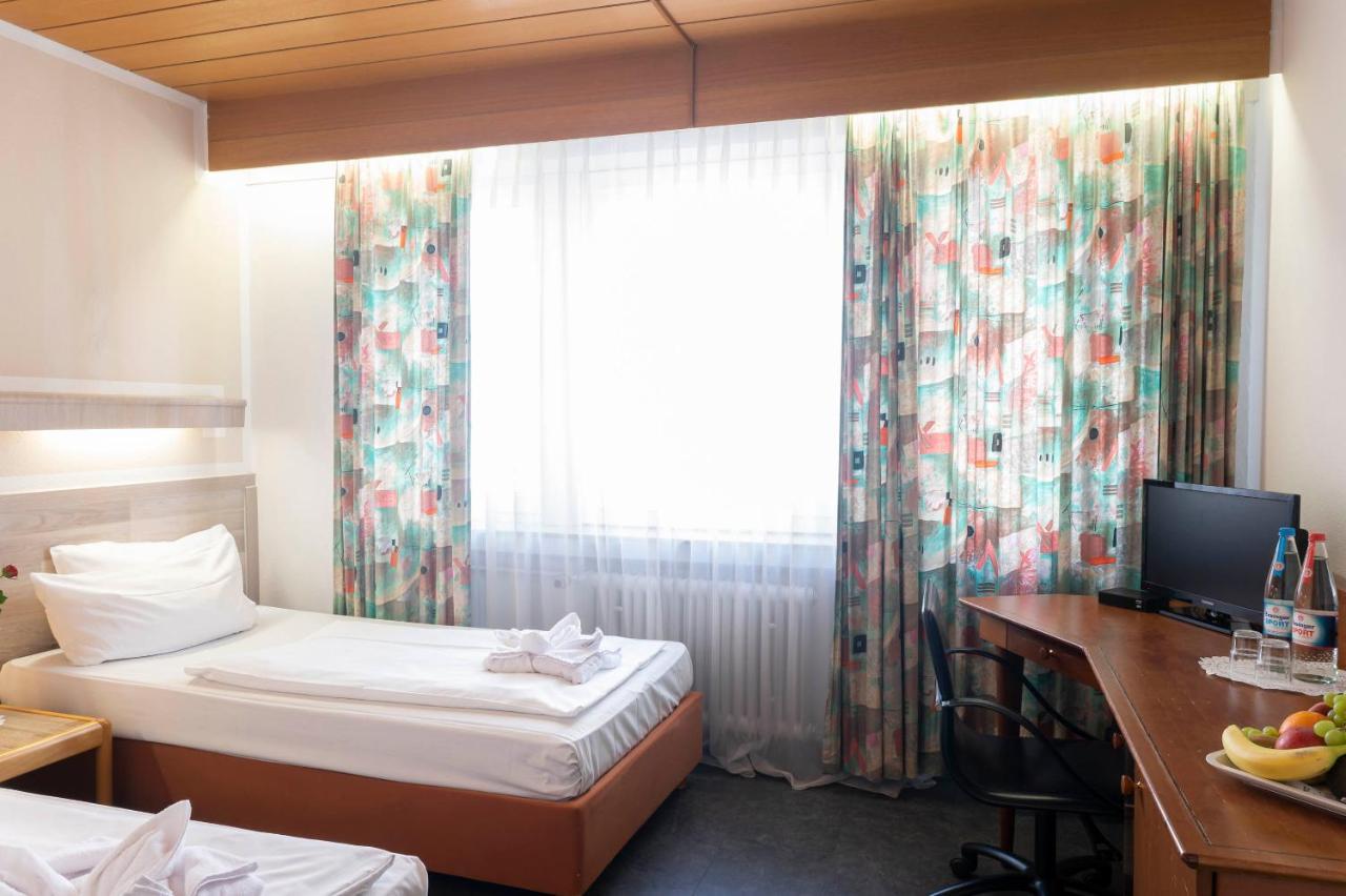 Hotel Astoria Stuttgart City Exterior photo