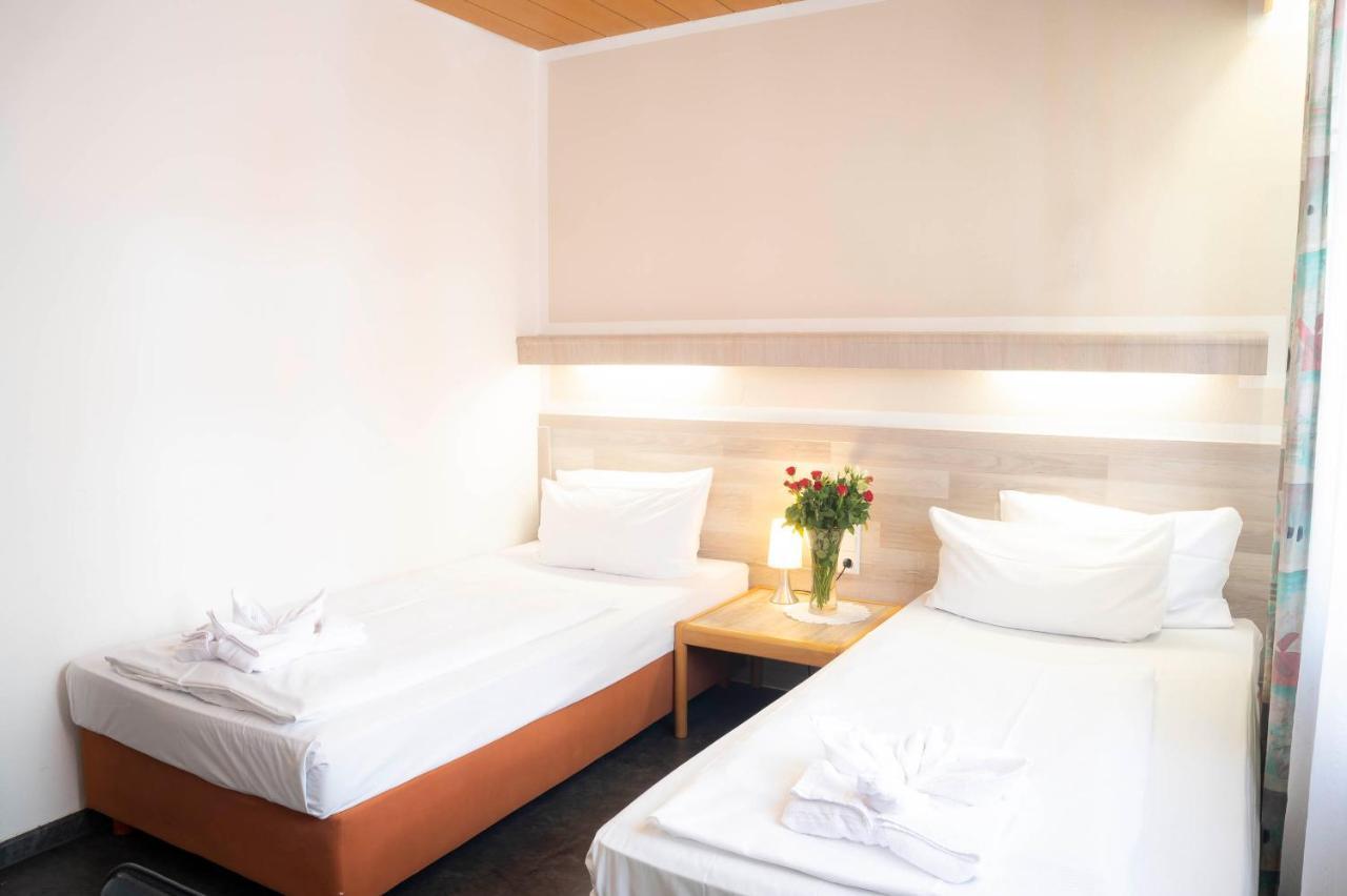 Hotel Astoria Stuttgart City Exterior photo